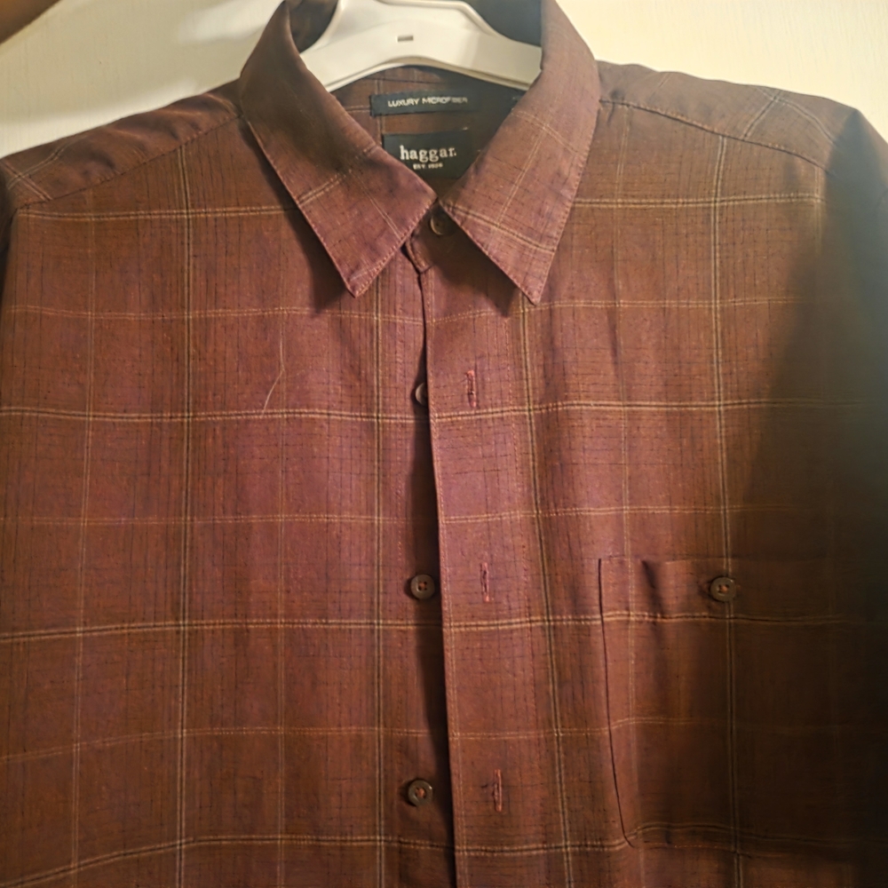 Haggar Men's Maroon Plaid Shirt
